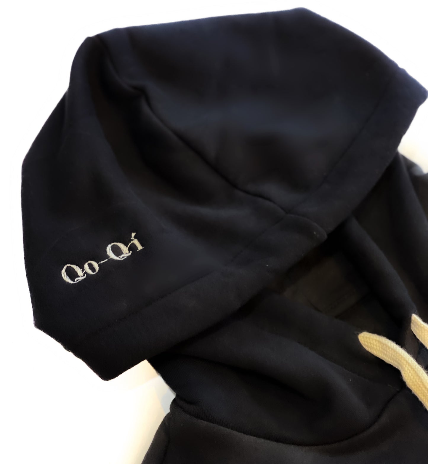 Black Qo-Qí Hoodie