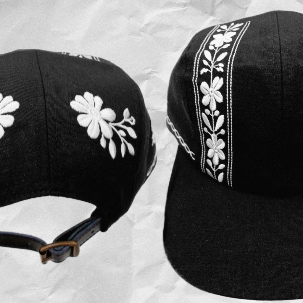 Guayabera Black (preorder)